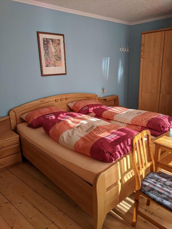 Weingut Pension Hammes-Krueger Ellenz-Poltersdorf Buitenkant foto